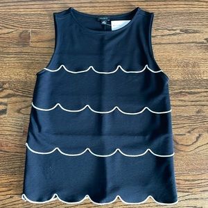 NWT, Ann Taylor Beautiful Black & White Sleeveless Top!
